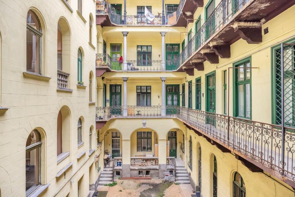 Krudy Bijou Budapest Studio المظهر الخارجي الصورة